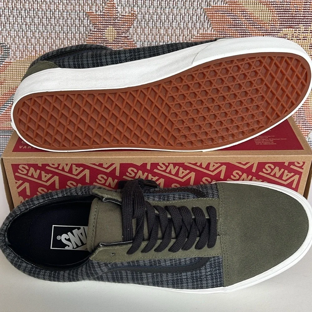 Vans Men’s Old Skool
Grunge Plaid Multi
VN000CP5BMB
Sneakers - Picture 4 of 16